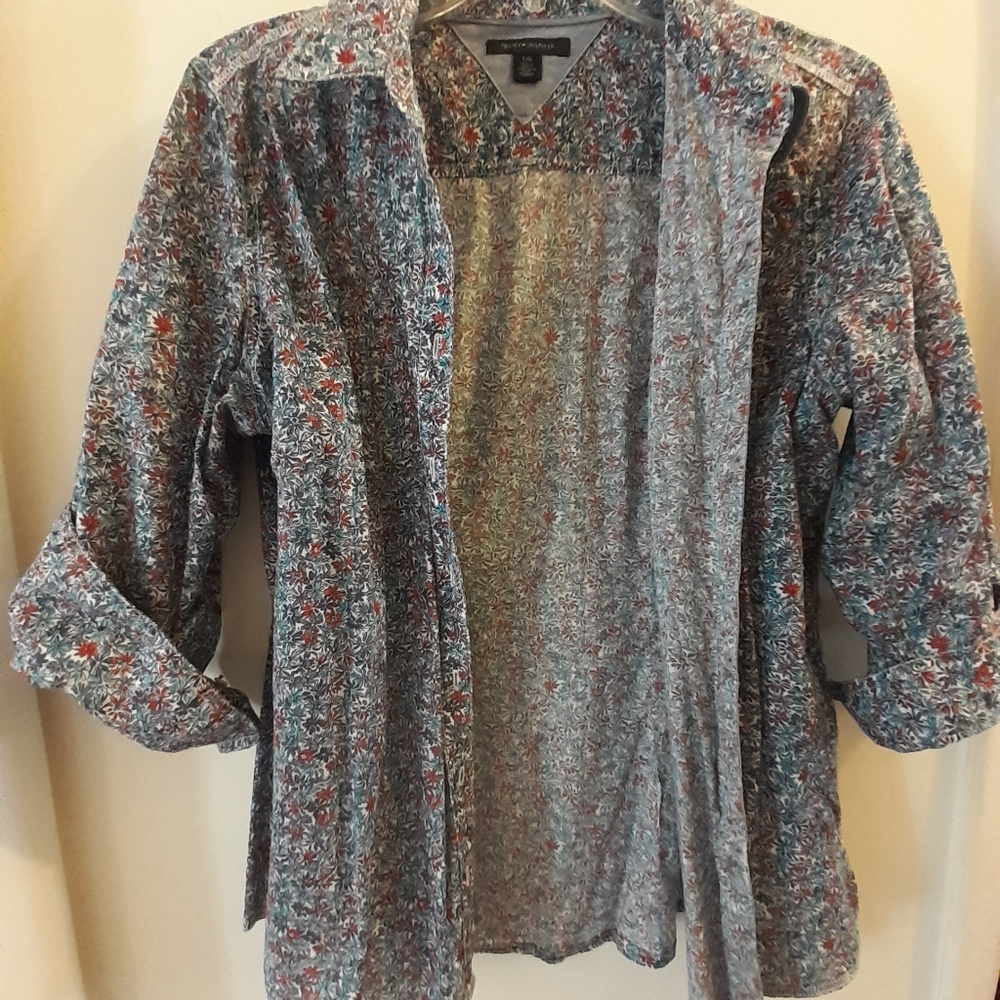 Tommy Hilfiger Large Floral Top - Picture 2 of 4